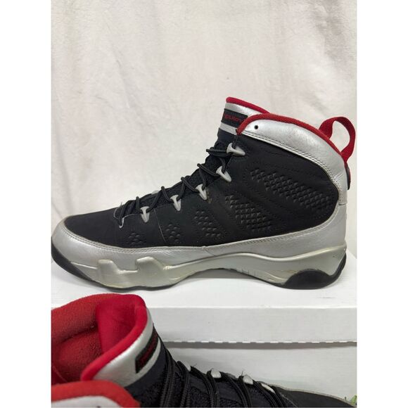 Size 11 - Jordan 9 Johnny Kilroy Grey Red Fire Clean - Picture 4 of 10